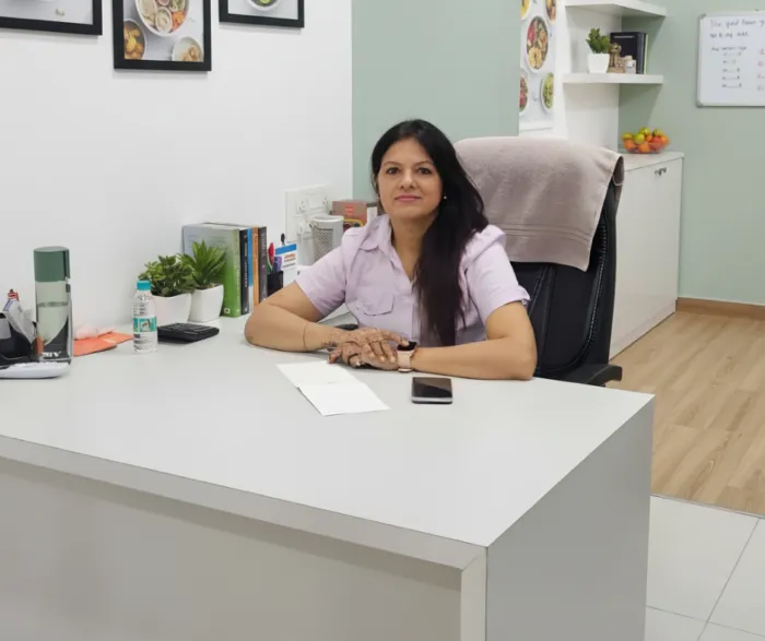 Dietitian Sarika Tyagi | Personalized Nutrition Plans | 10+ Years Experience